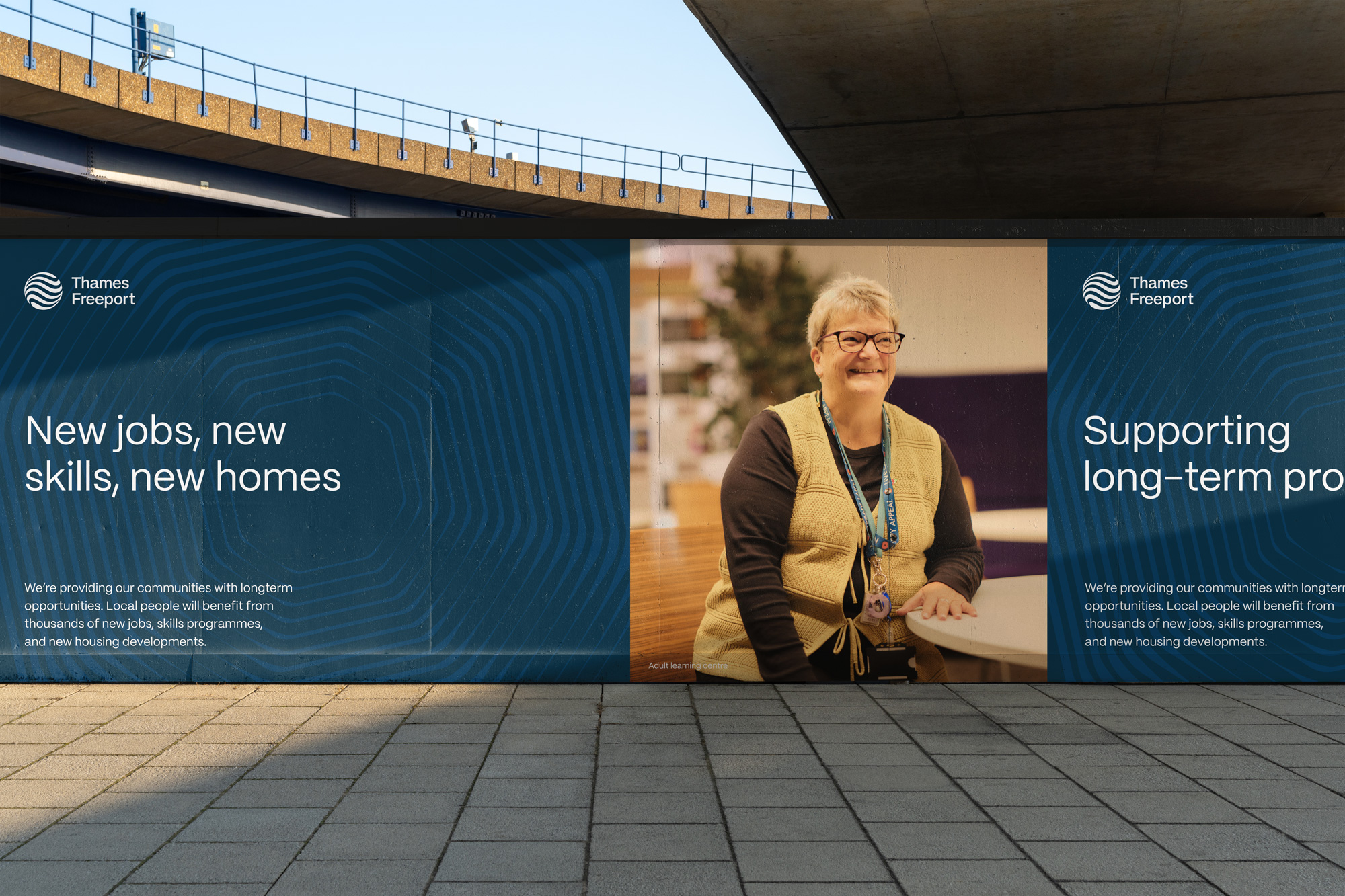 Thames hoarding